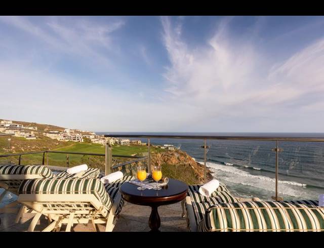 6 BEDROOM HOUSE FOR SALE IN PINNACLE POINT GOLF ESTATE